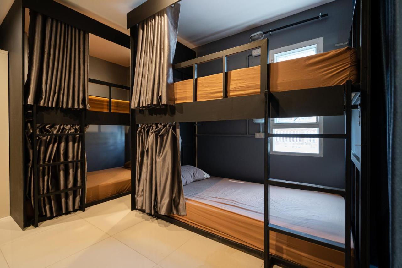 Patong Black Pantera Hostel מראה חיצוני תמונה