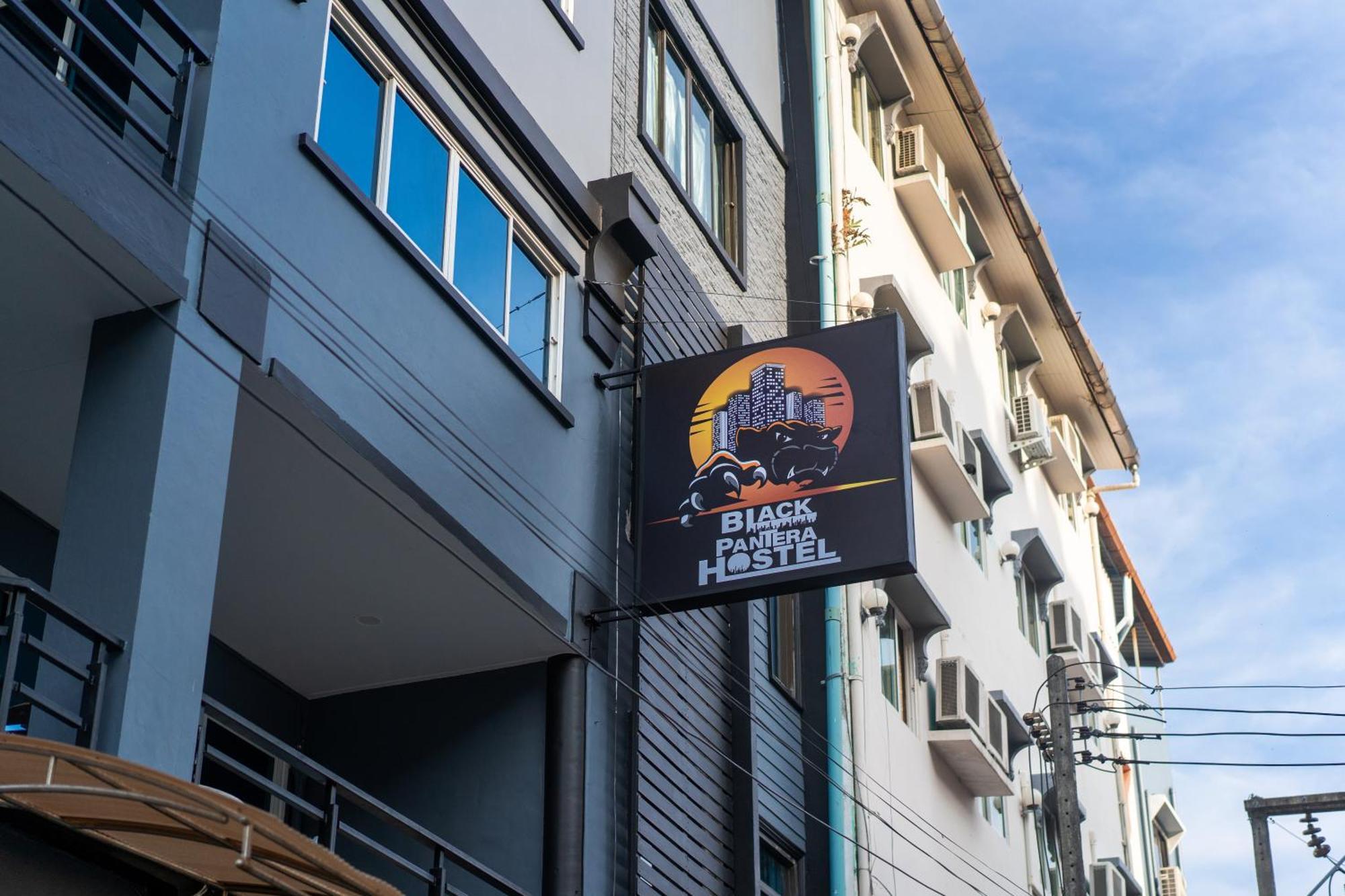 Patong Black Pantera Hostel מראה חיצוני תמונה